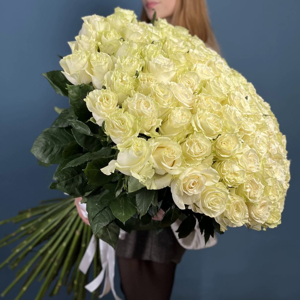101 белая роза Premium 80 см.