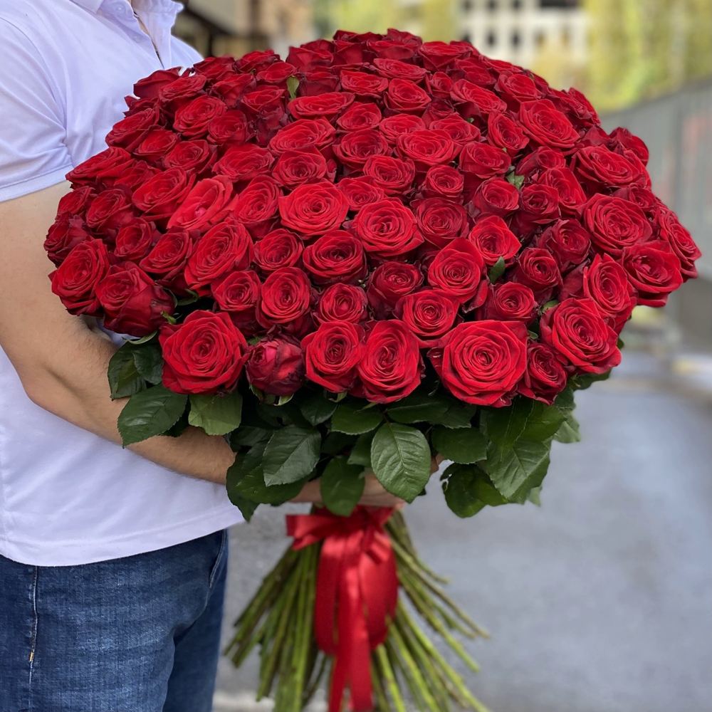 101 красная роза Premium Эквадор 90 см.