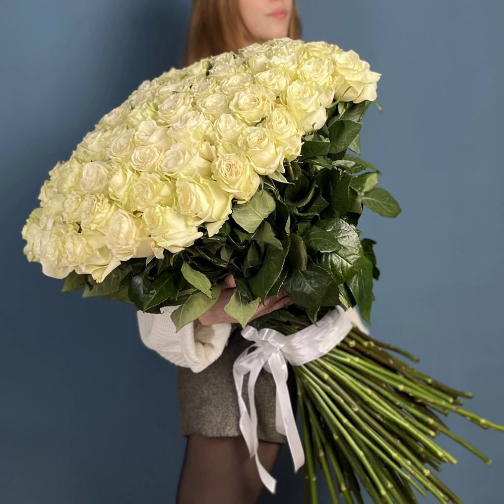 101 белая роза Premium 80 см.