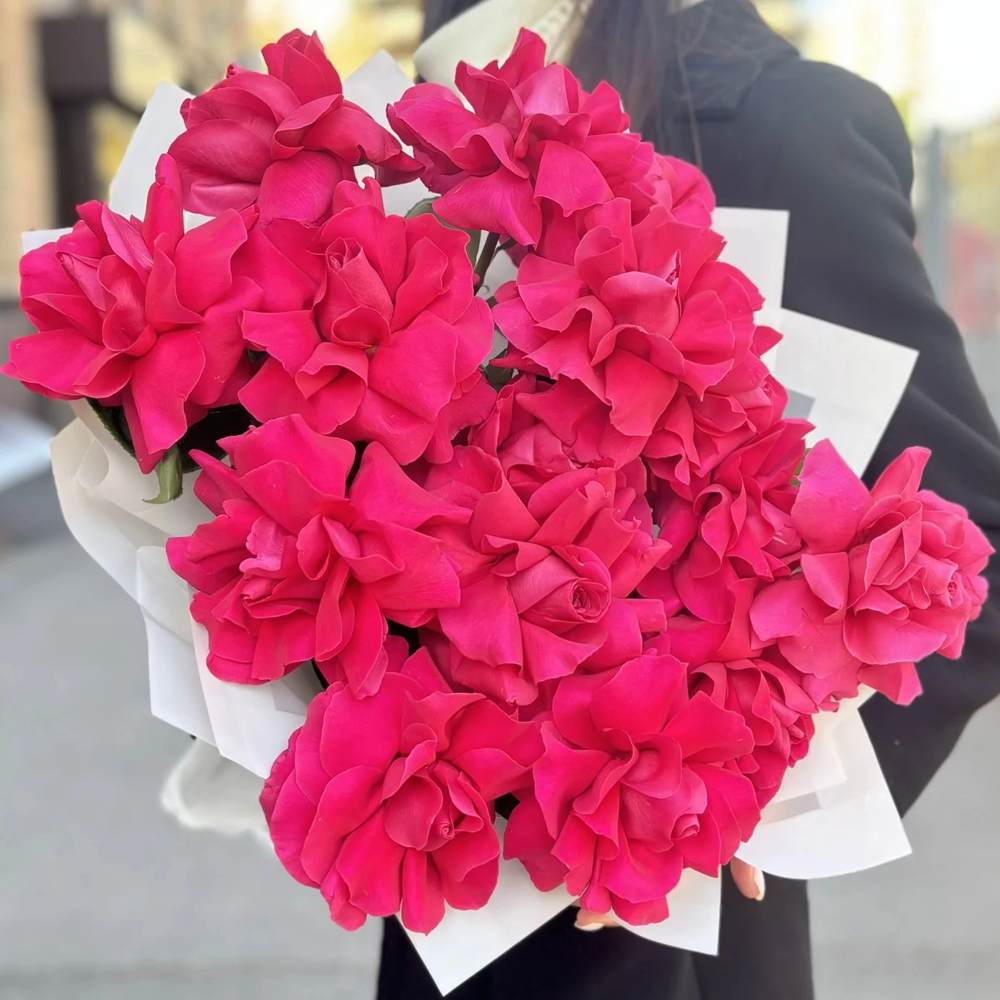 Французская малиновая роза 15 шт.