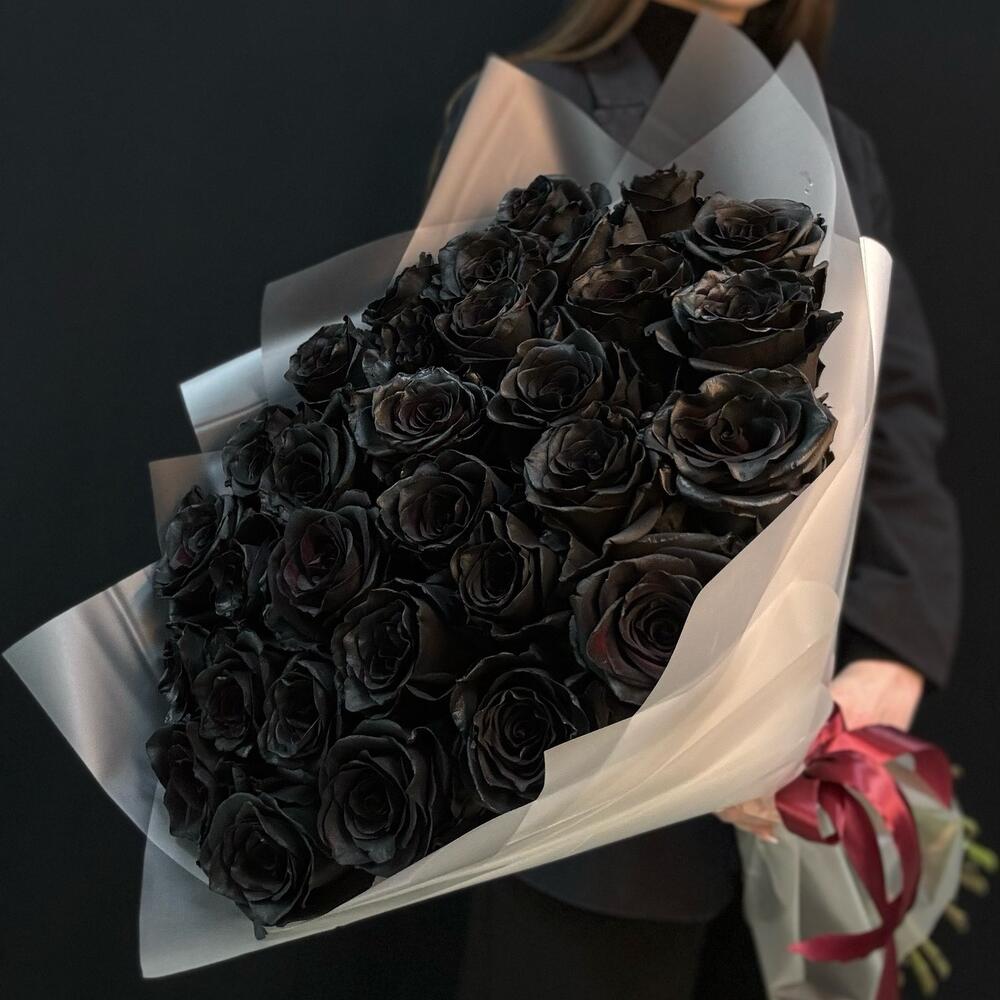 Букет из 31 черной розы