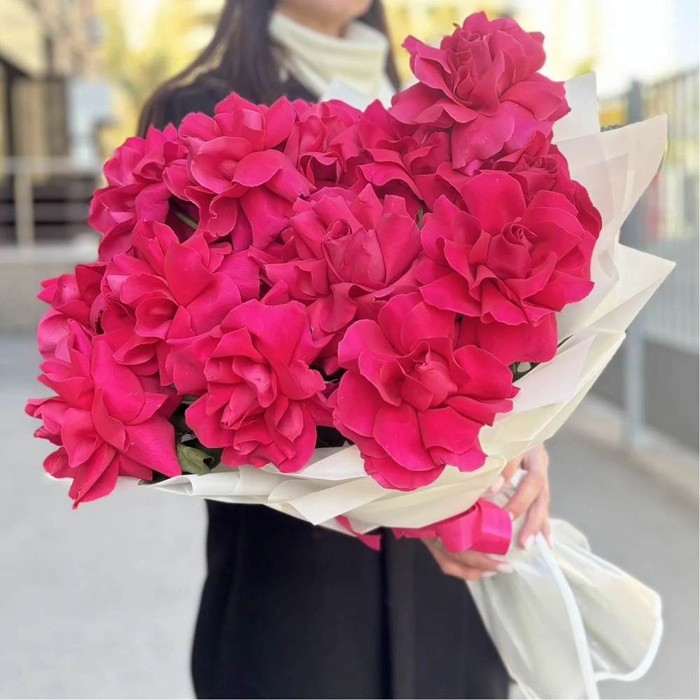 Французская малиновая роза 15 шт.